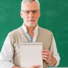 Wicedyrektor: zarządzanie oświatą obowiązek czy opcja?